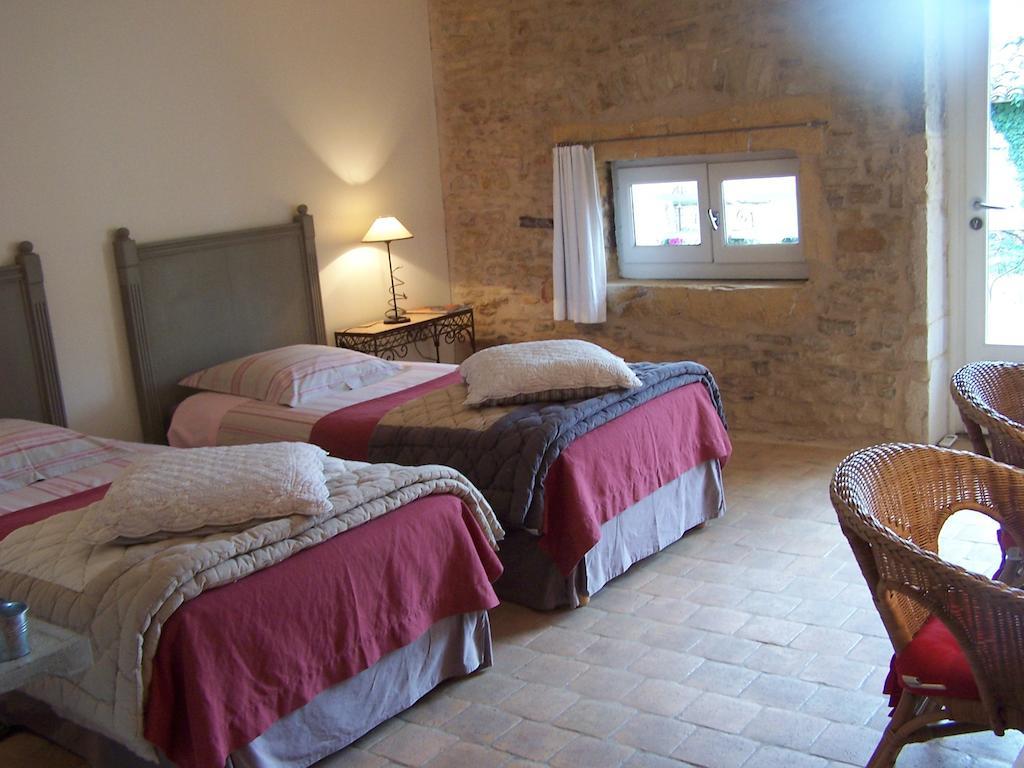 Clos De Pomeir Hostal Pommiers  Habitación foto